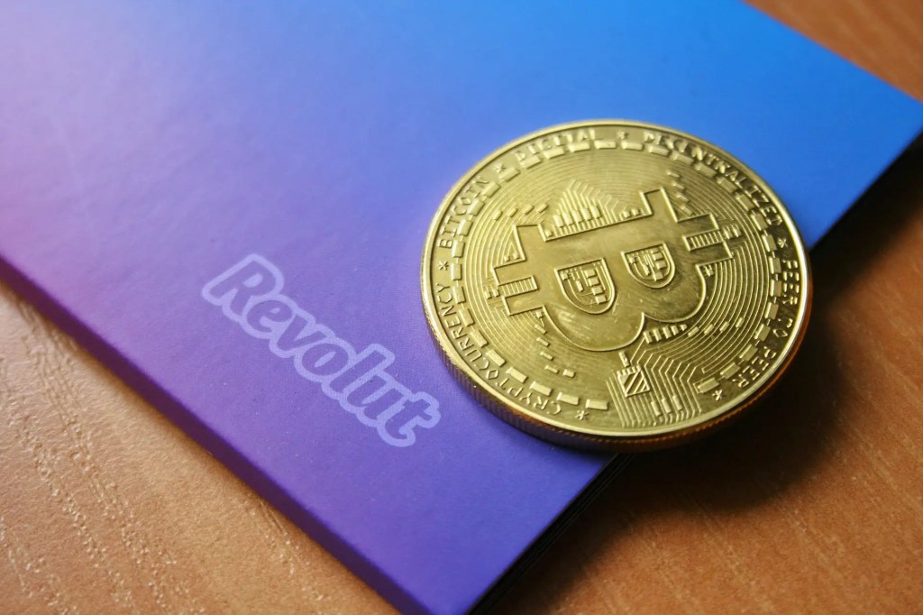 Bitcoin and Crypto-Friendly Revolut Receives Banking License in UK